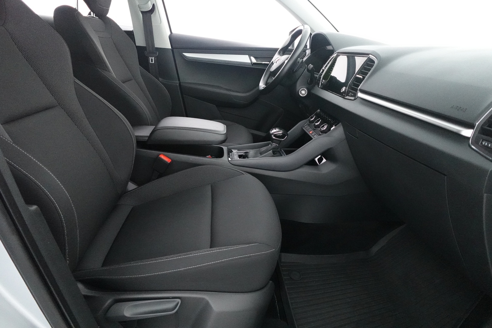 SKODA Karoq 2023