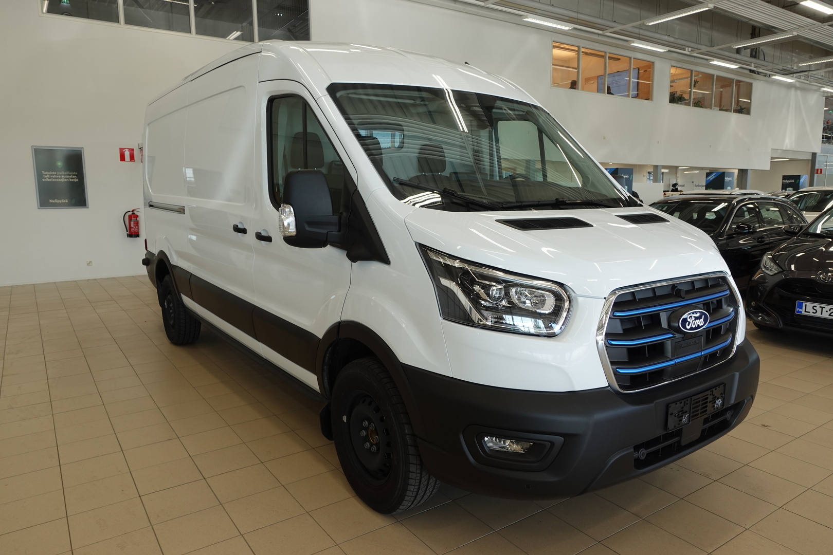 FORD TRANSIT 2025