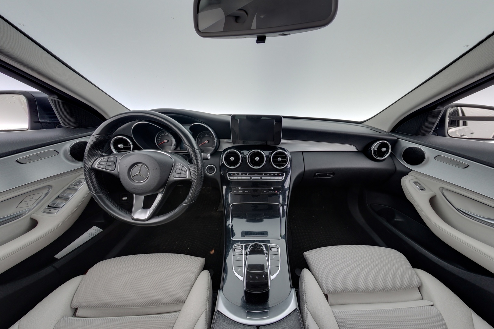 MERCEDES-BENZ C 2015