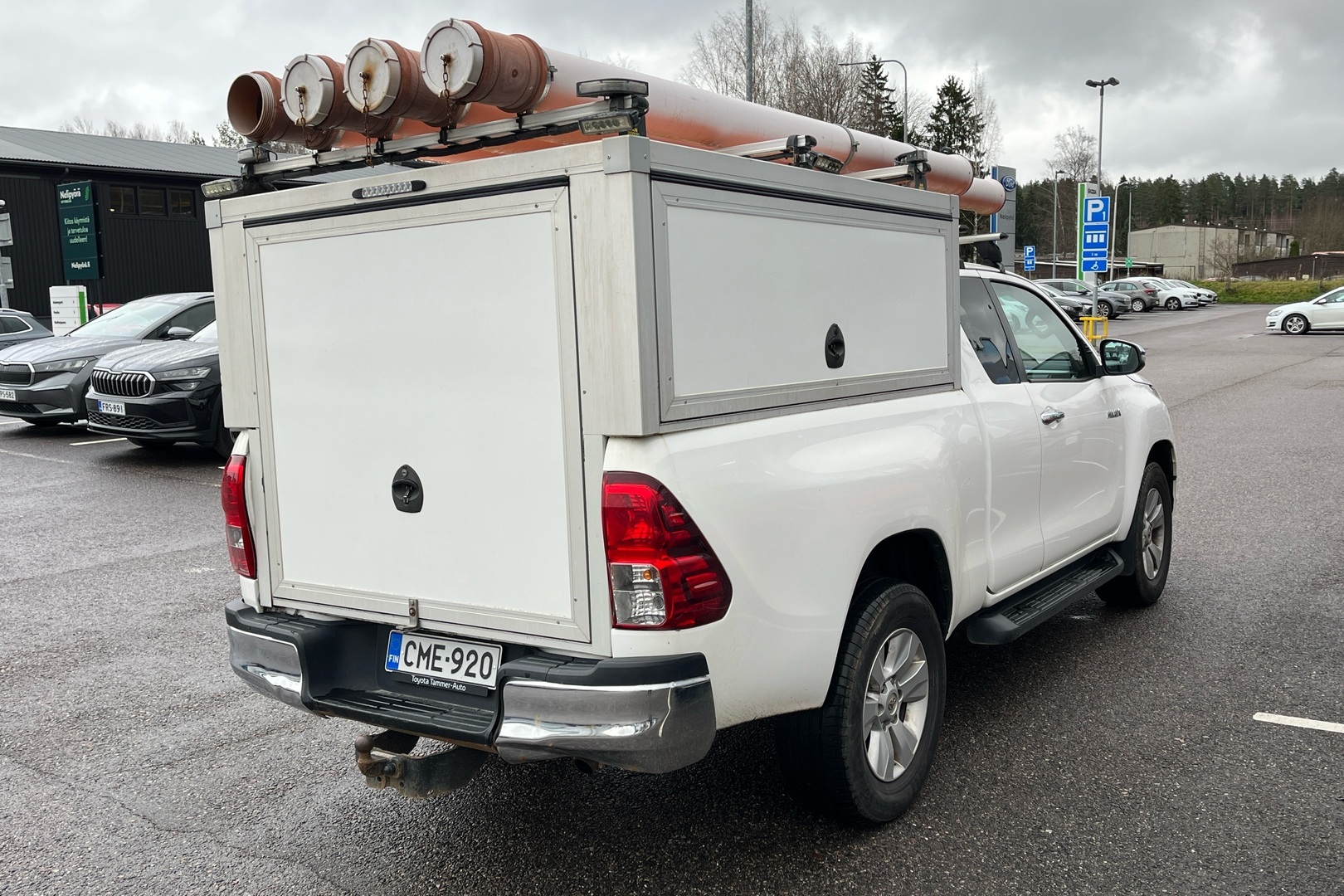 TOYOTA Hilux 2019