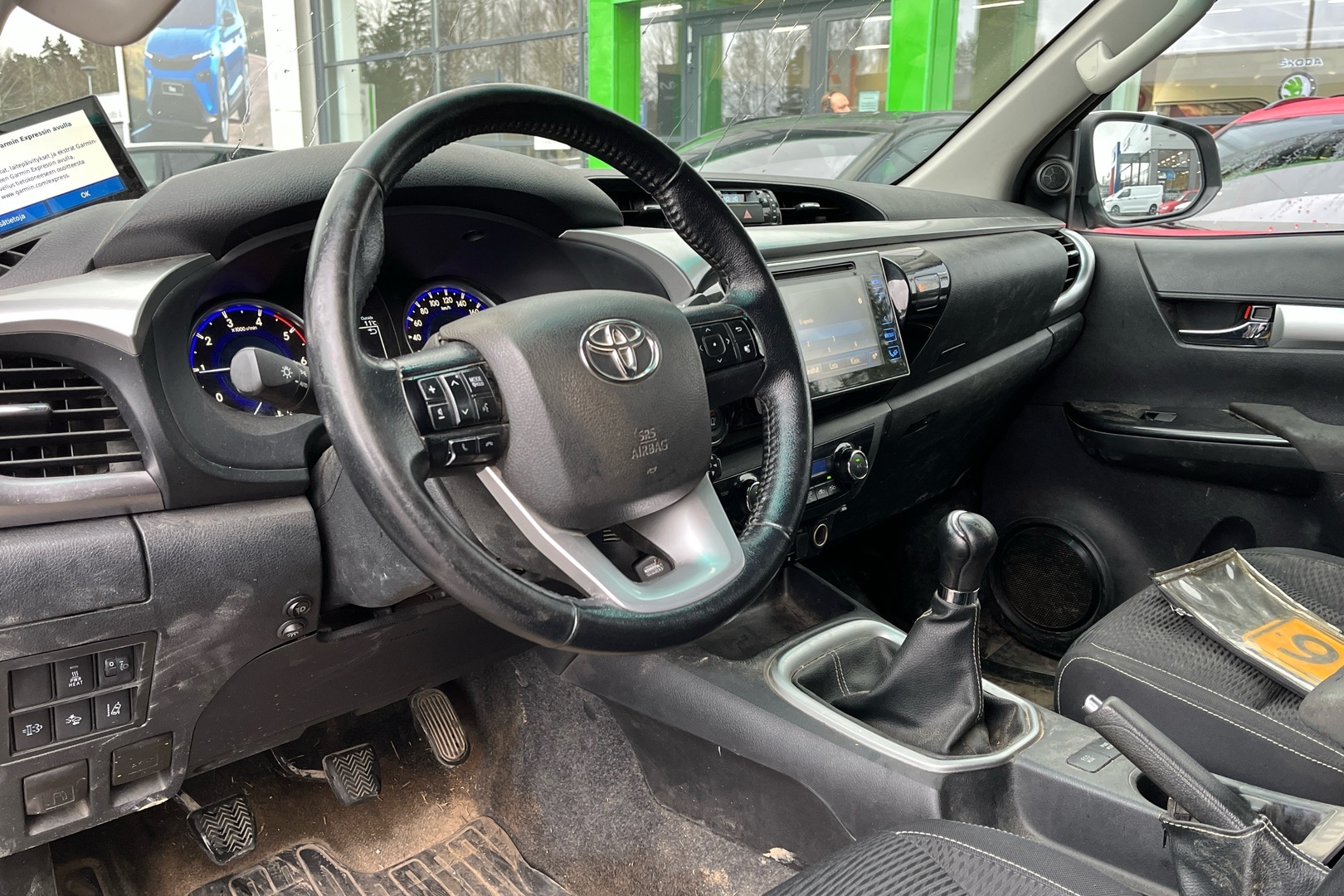 TOYOTA Hilux 2019
