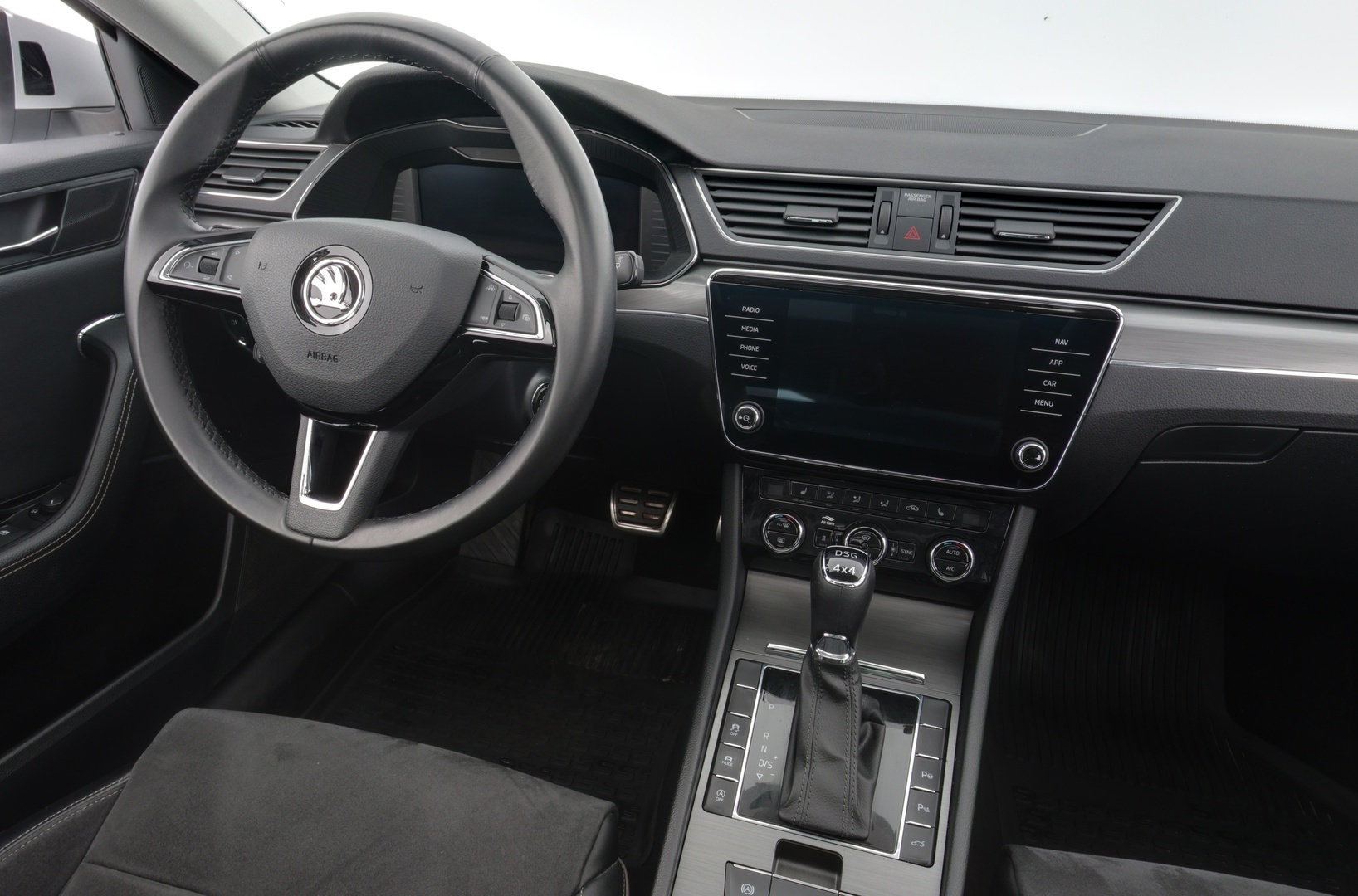 SKODA Superb 2020
