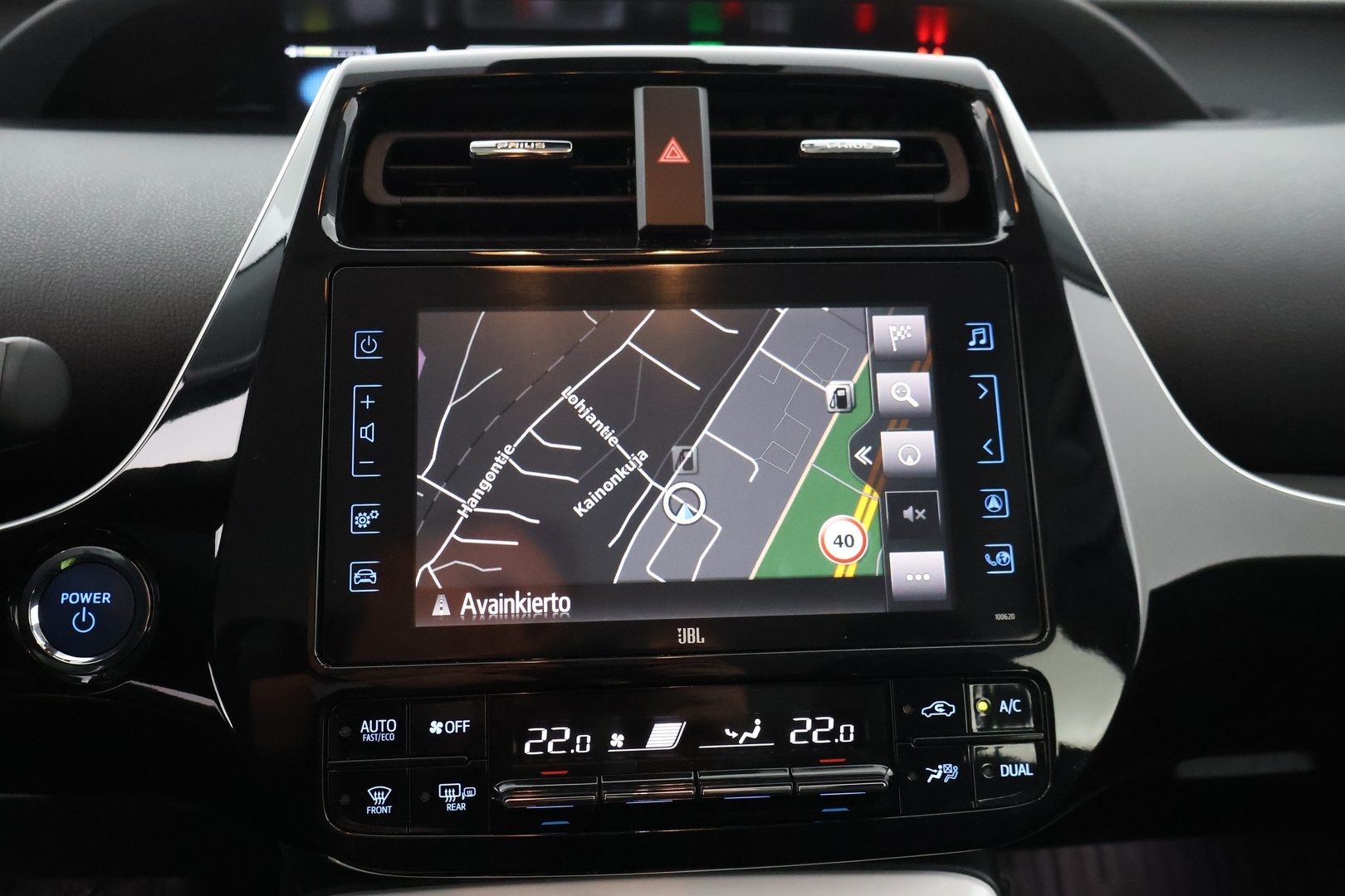 TOYOTA Prius Plug-in Hybrid 2018