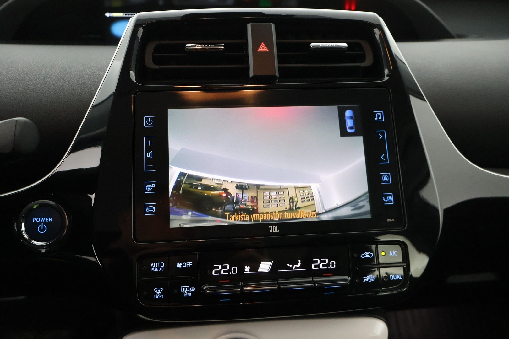 TOYOTA Prius Plug-in Hybrid 2018