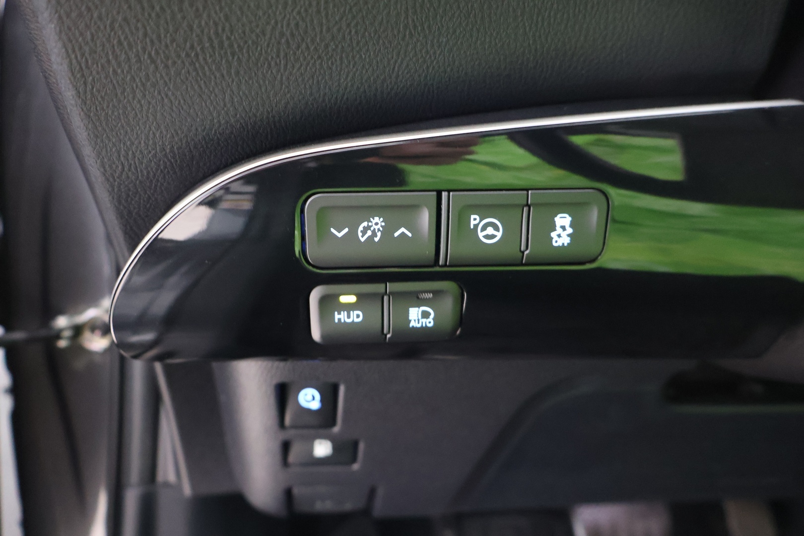 TOYOTA Prius Plug-in Hybrid 2018