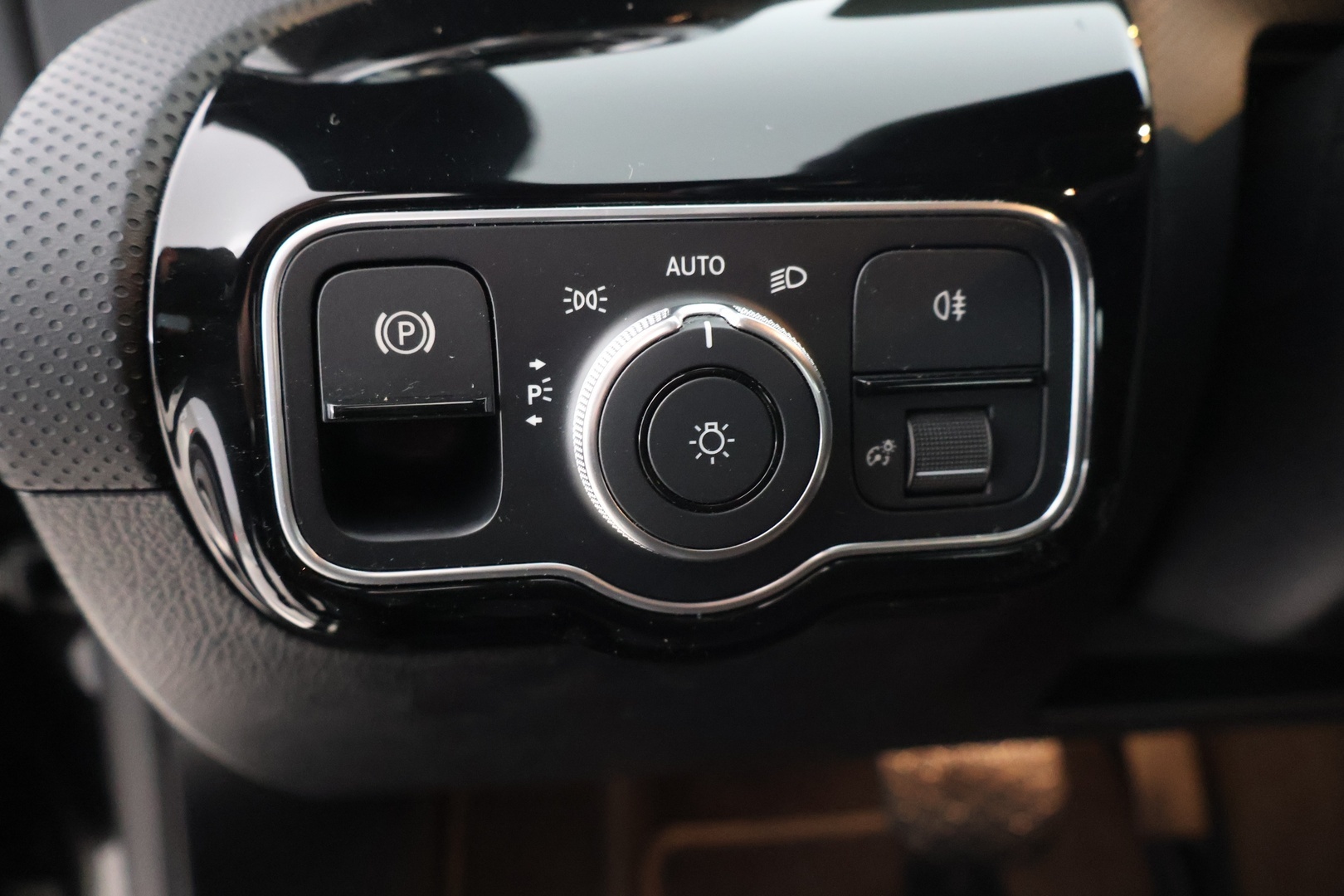 MERCEDES-BENZ CLA 2022