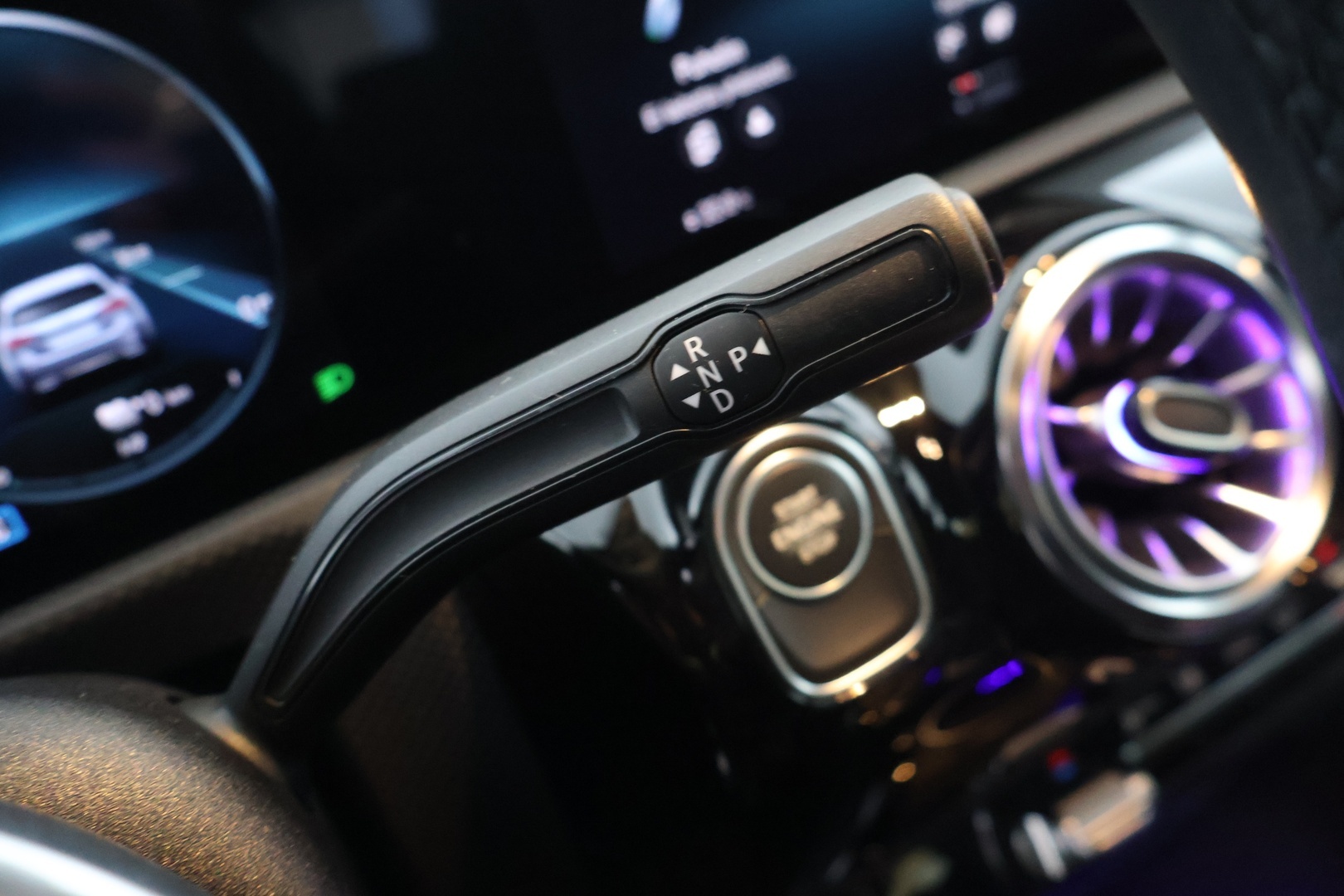 MERCEDES-BENZ CLA 2022