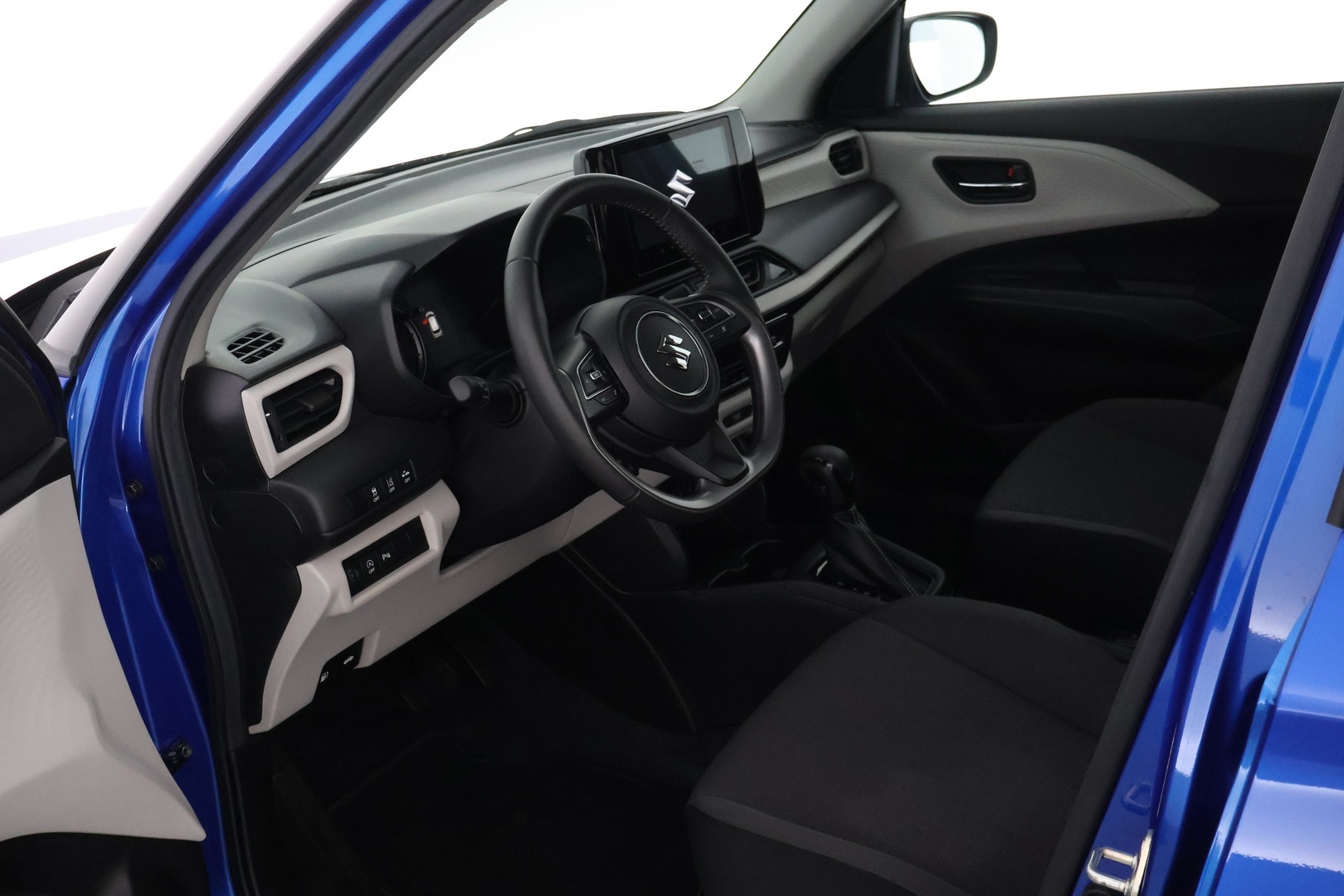 SUZUKI Swift 2024