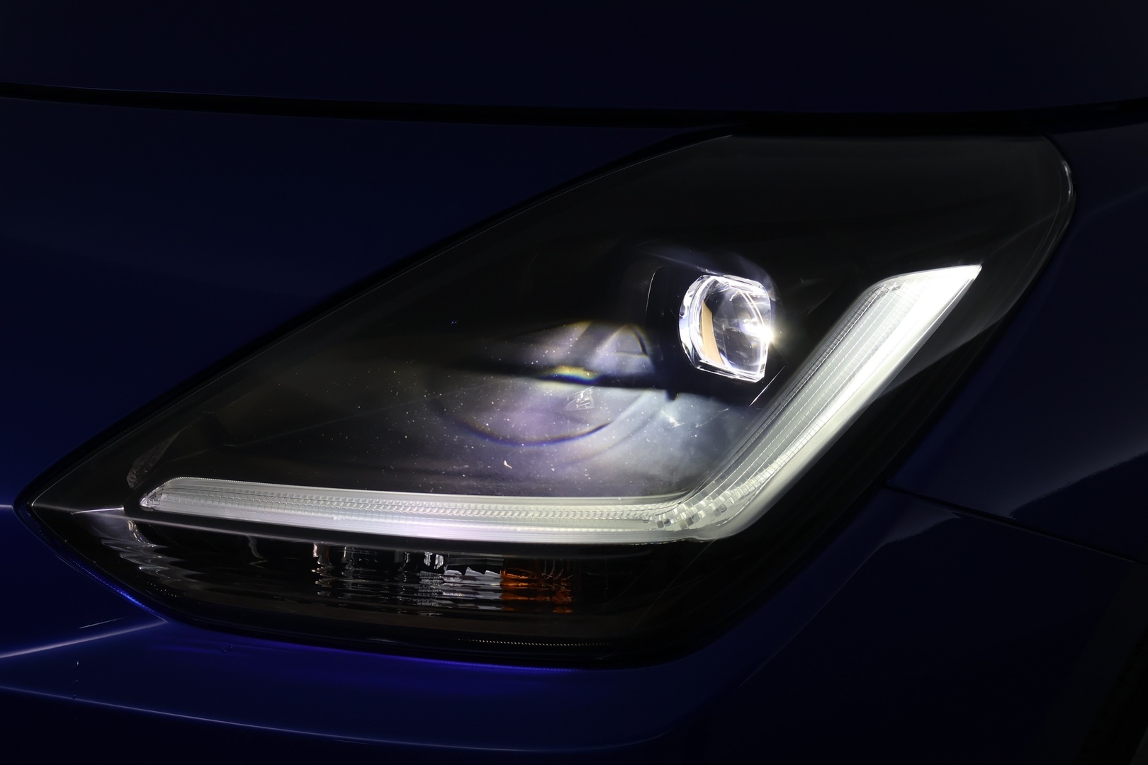 SUZUKI Swift 2024