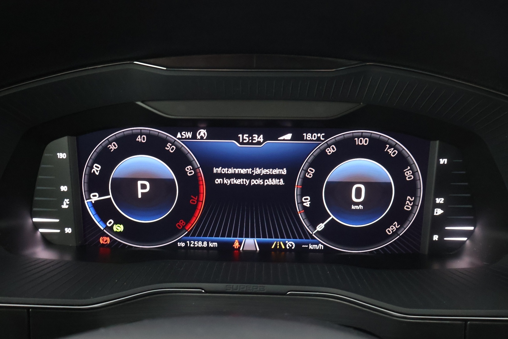 SKODA Superb 40