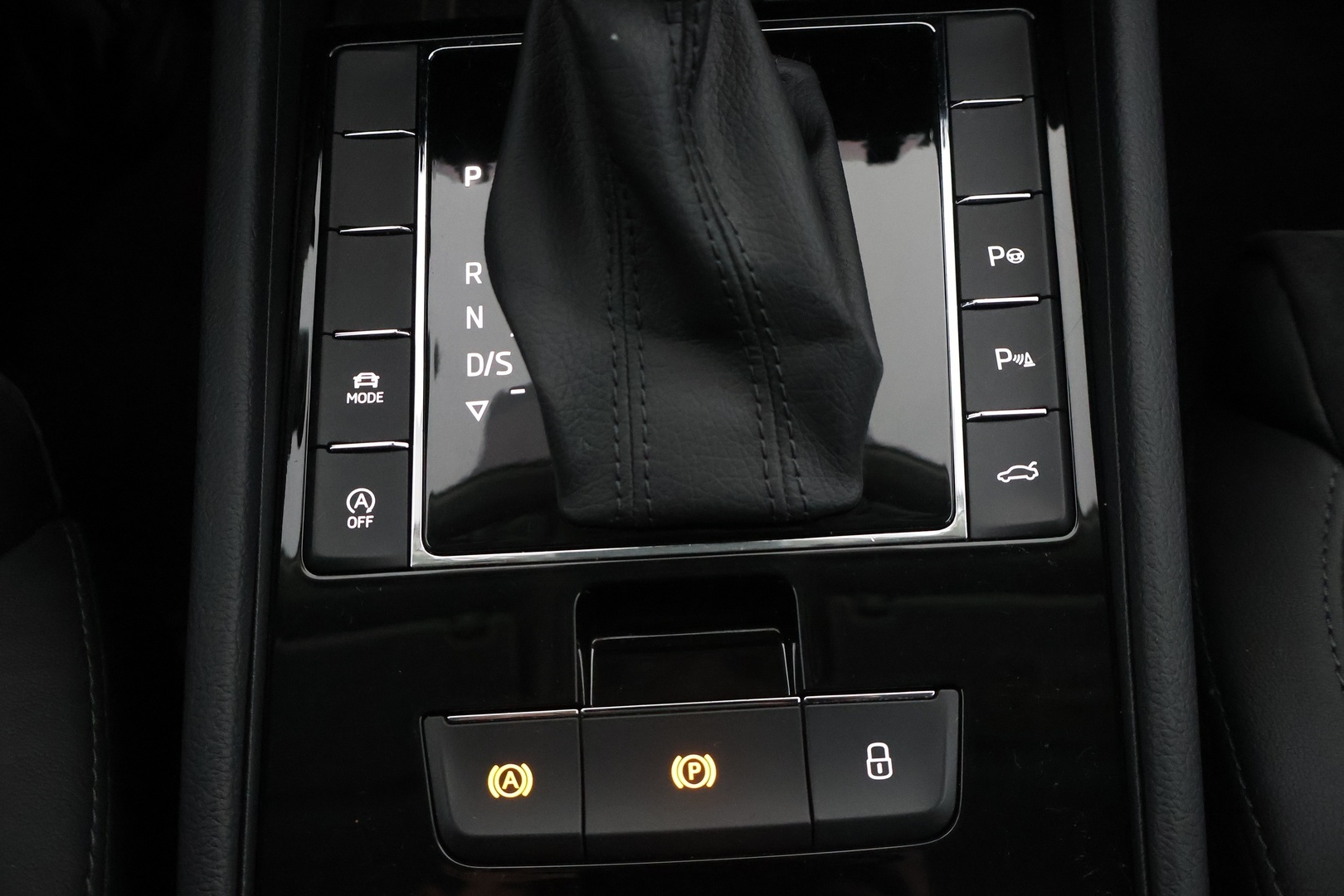 SKODA Superb 41