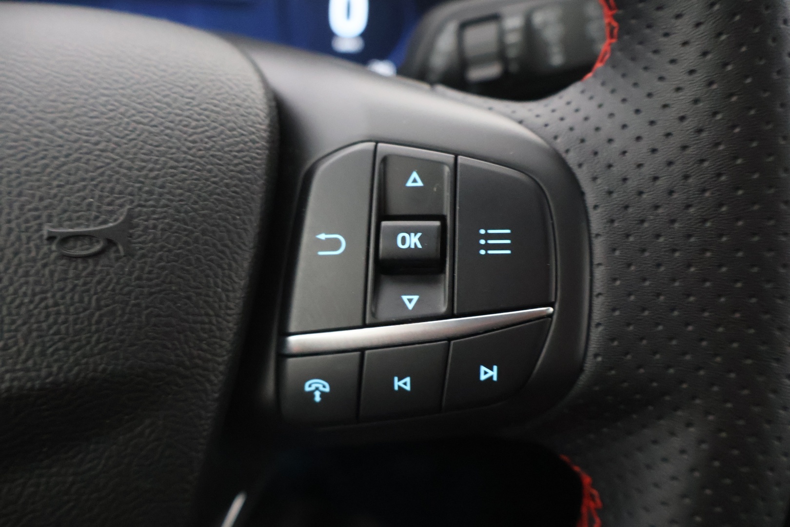 FORD Kuga 2024