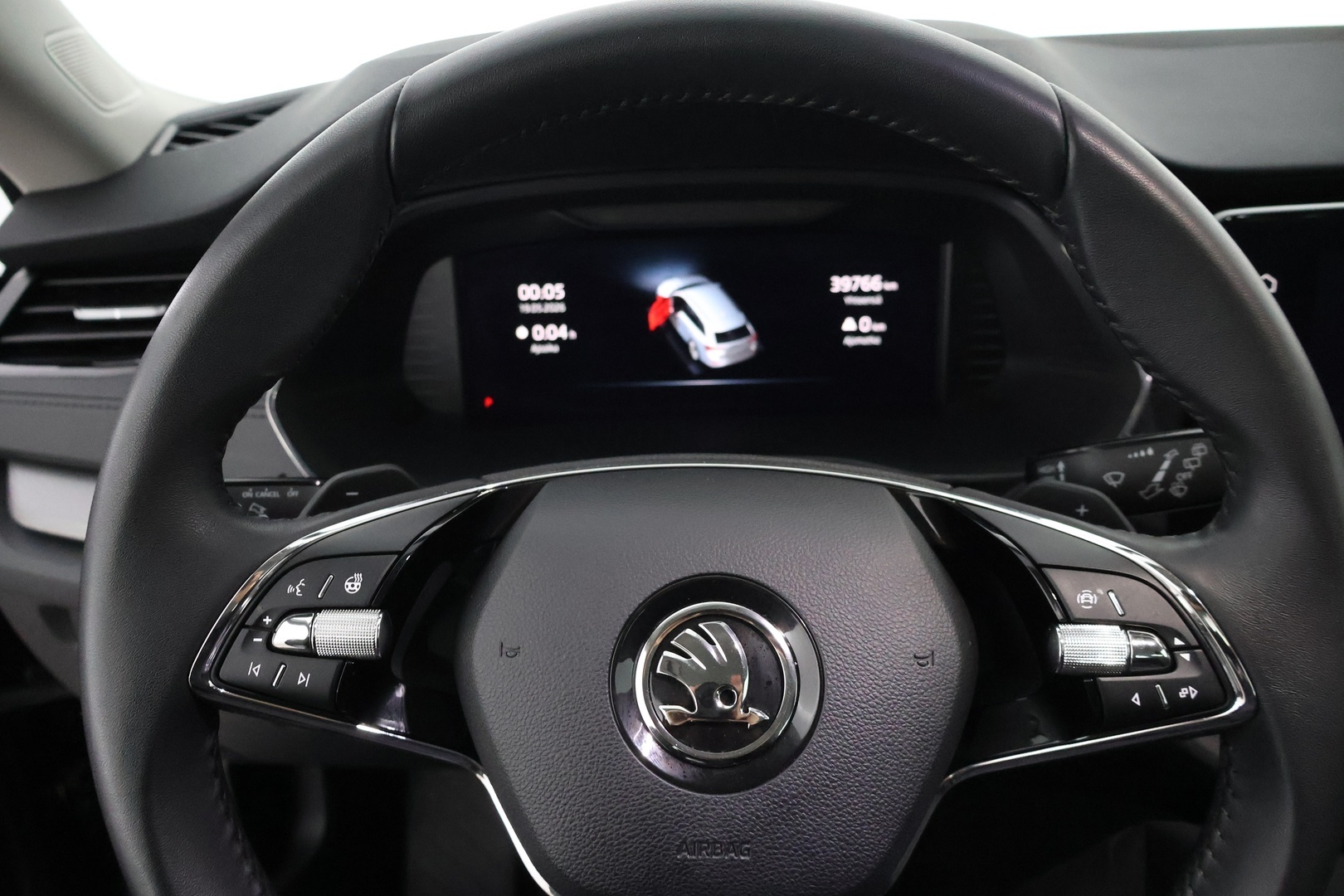 SKODA Octavia 2024