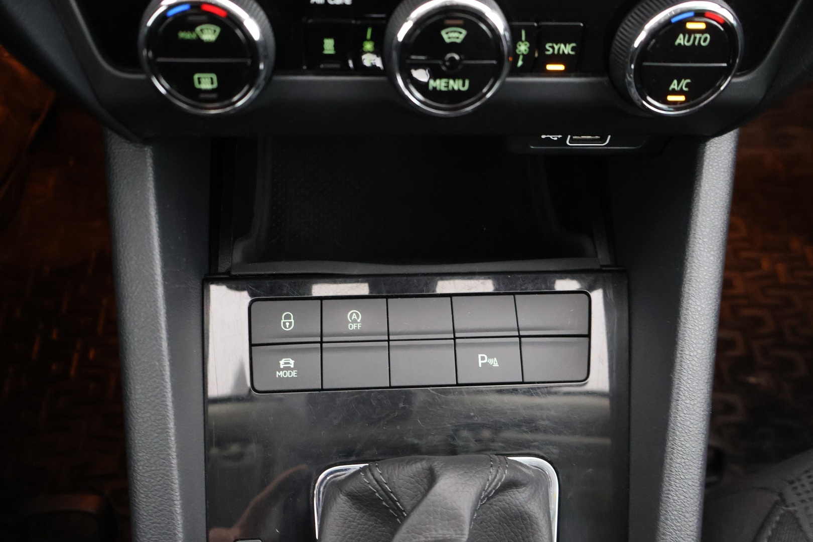 SKODA Octavia 26