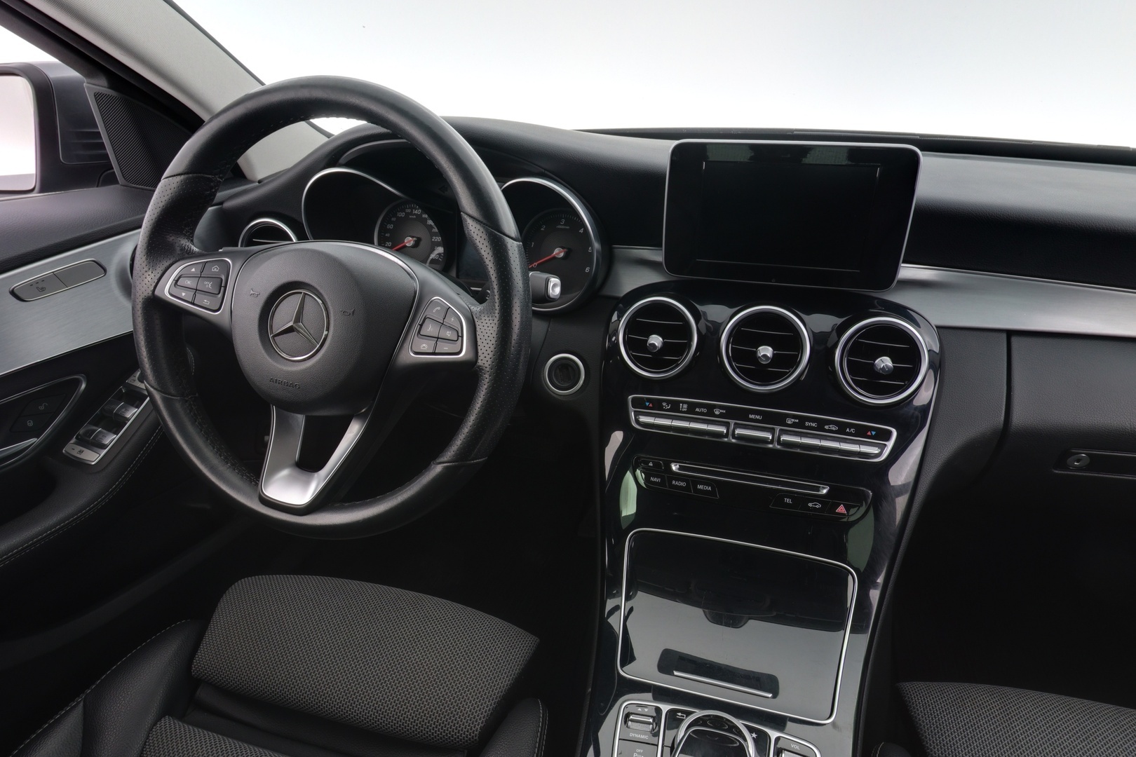 MERCEDES-BENZ C 2016