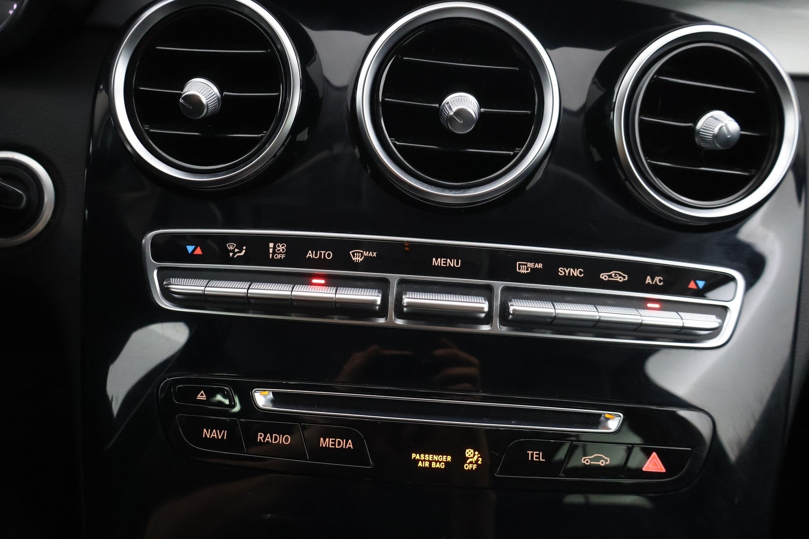 MERCEDES-BENZ C 2016