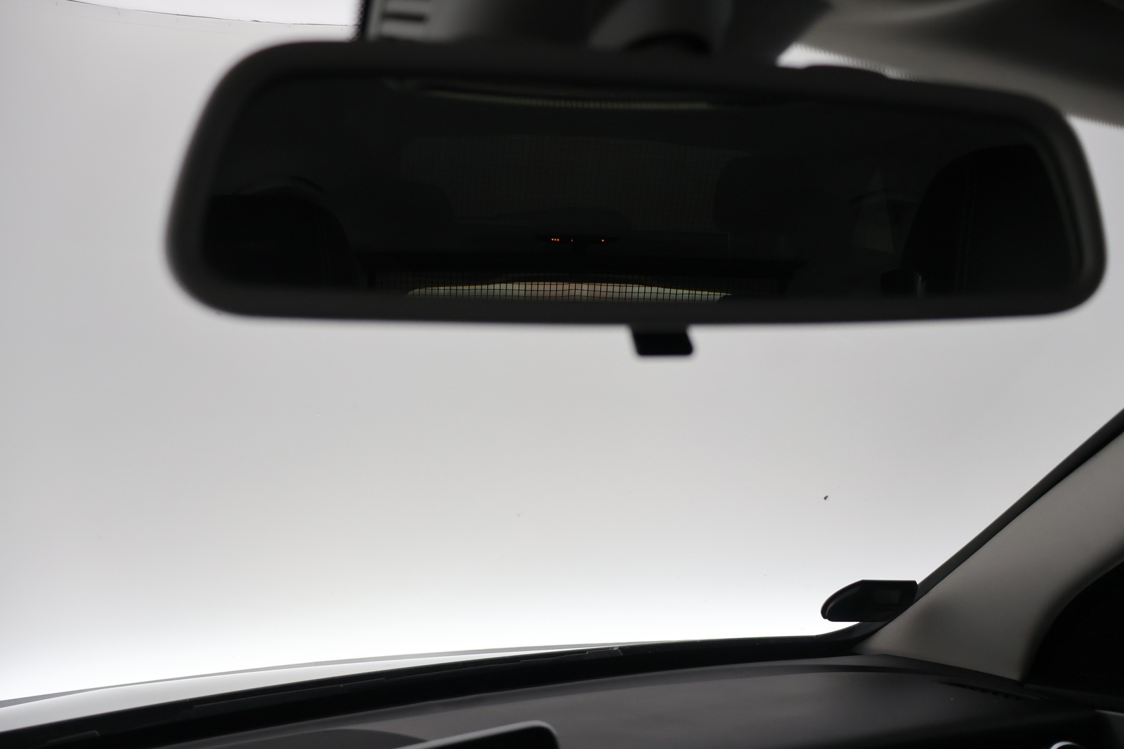 MERCEDES-BENZ C 2016