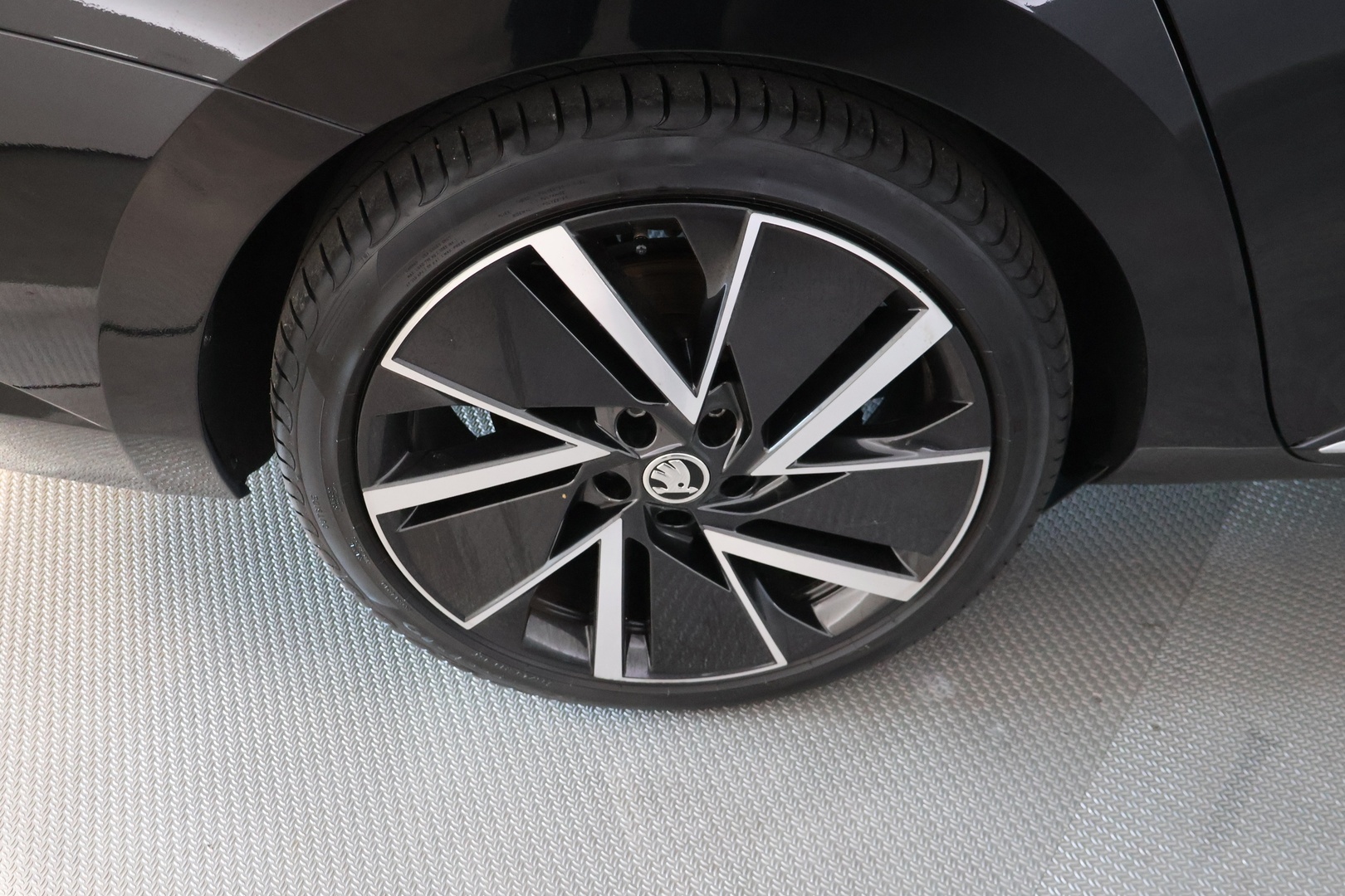 SKODA Superb 18