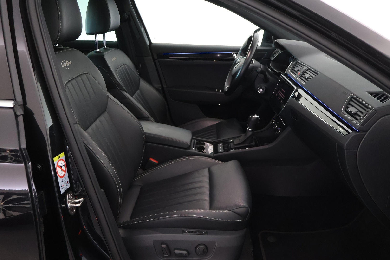 SKODA Superb 20