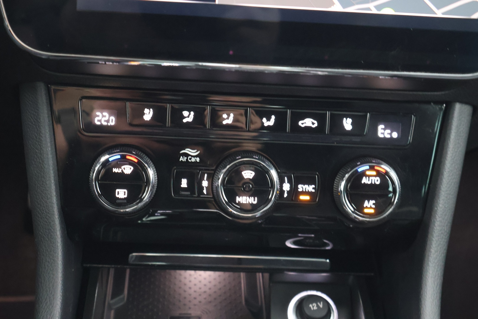 SKODA Superb 30