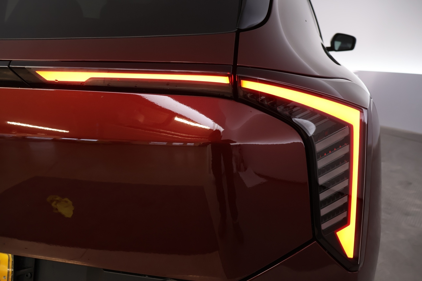 KIA EV4 2027