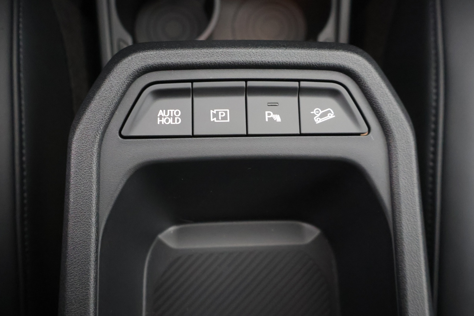 KIA EV4 2027
