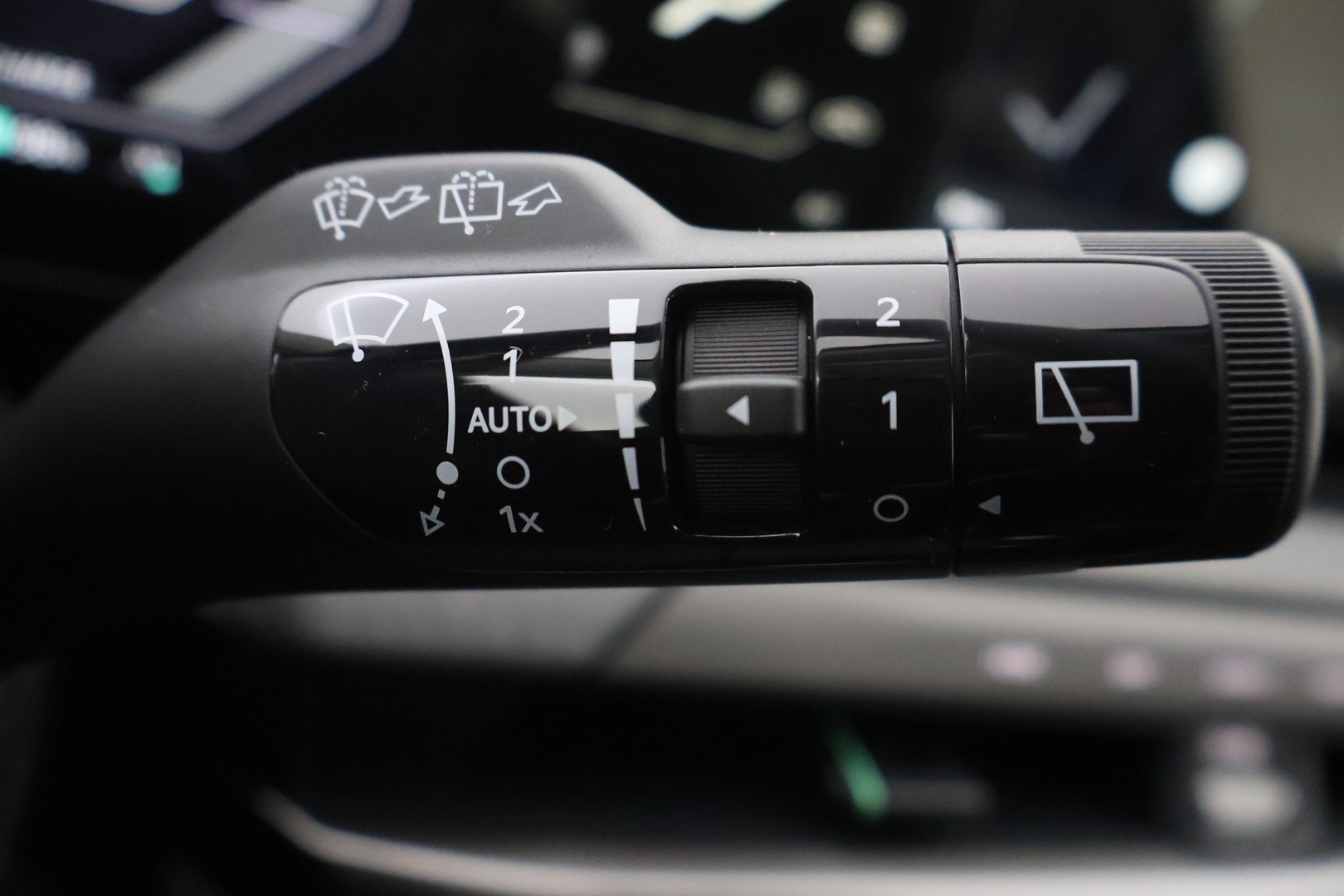 KIA EV4 2027