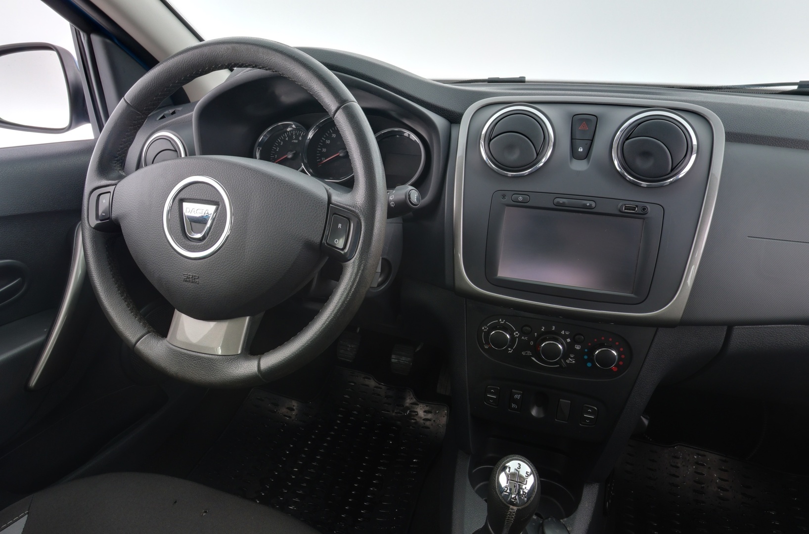 DACIA Sandero 2015