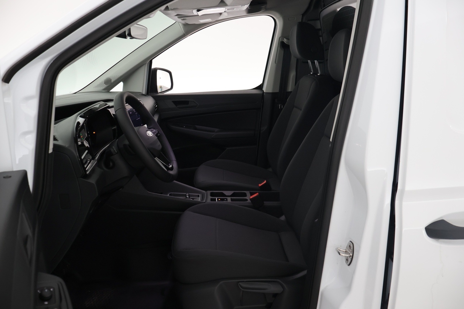 FORD TRANSIT CONNECT 2025