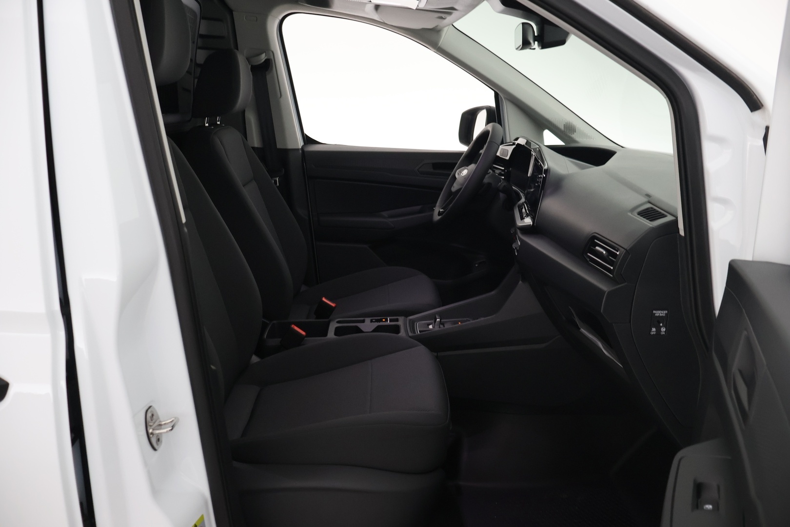 FORD TRANSIT CONNECT 2025