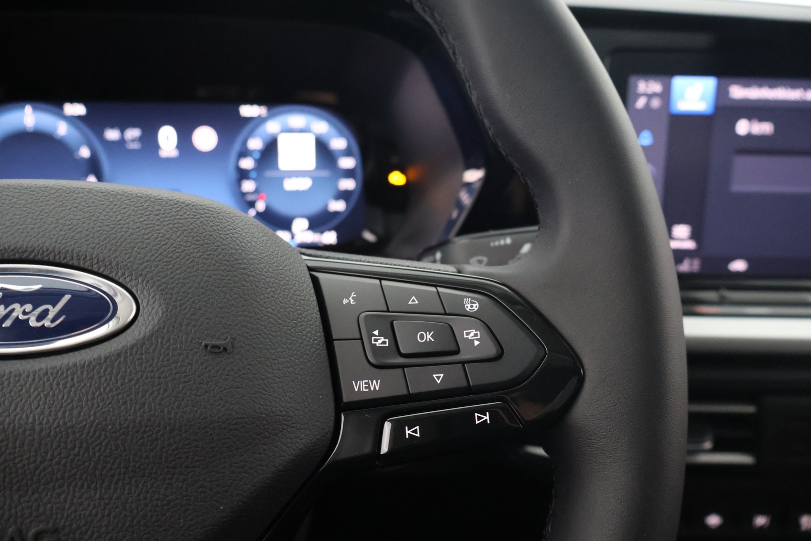 FORD TRANSIT CONNECT 2025