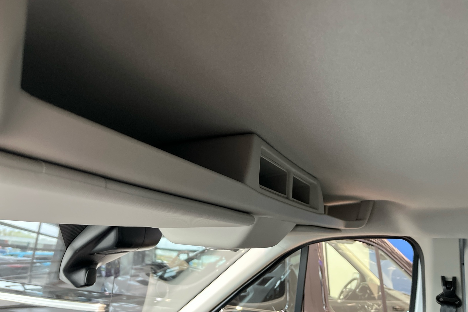 FORD TRANSIT 2025