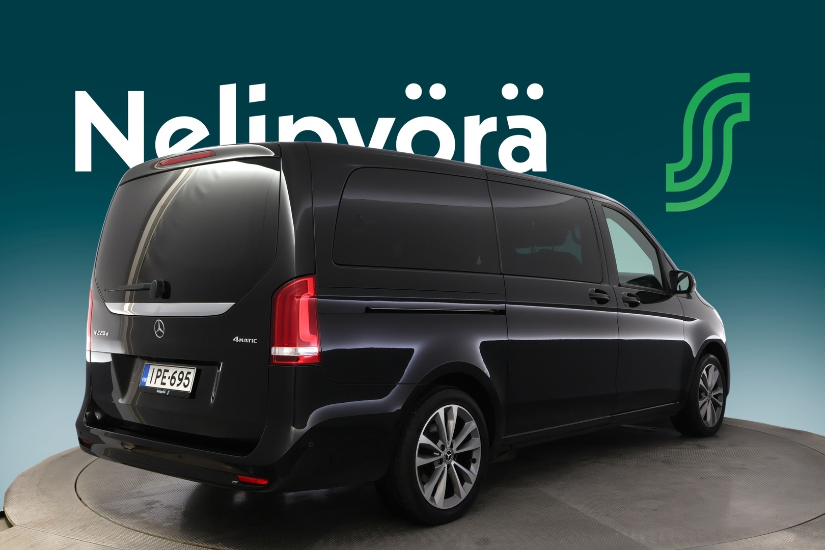 MERCEDES-BENZ V 2022