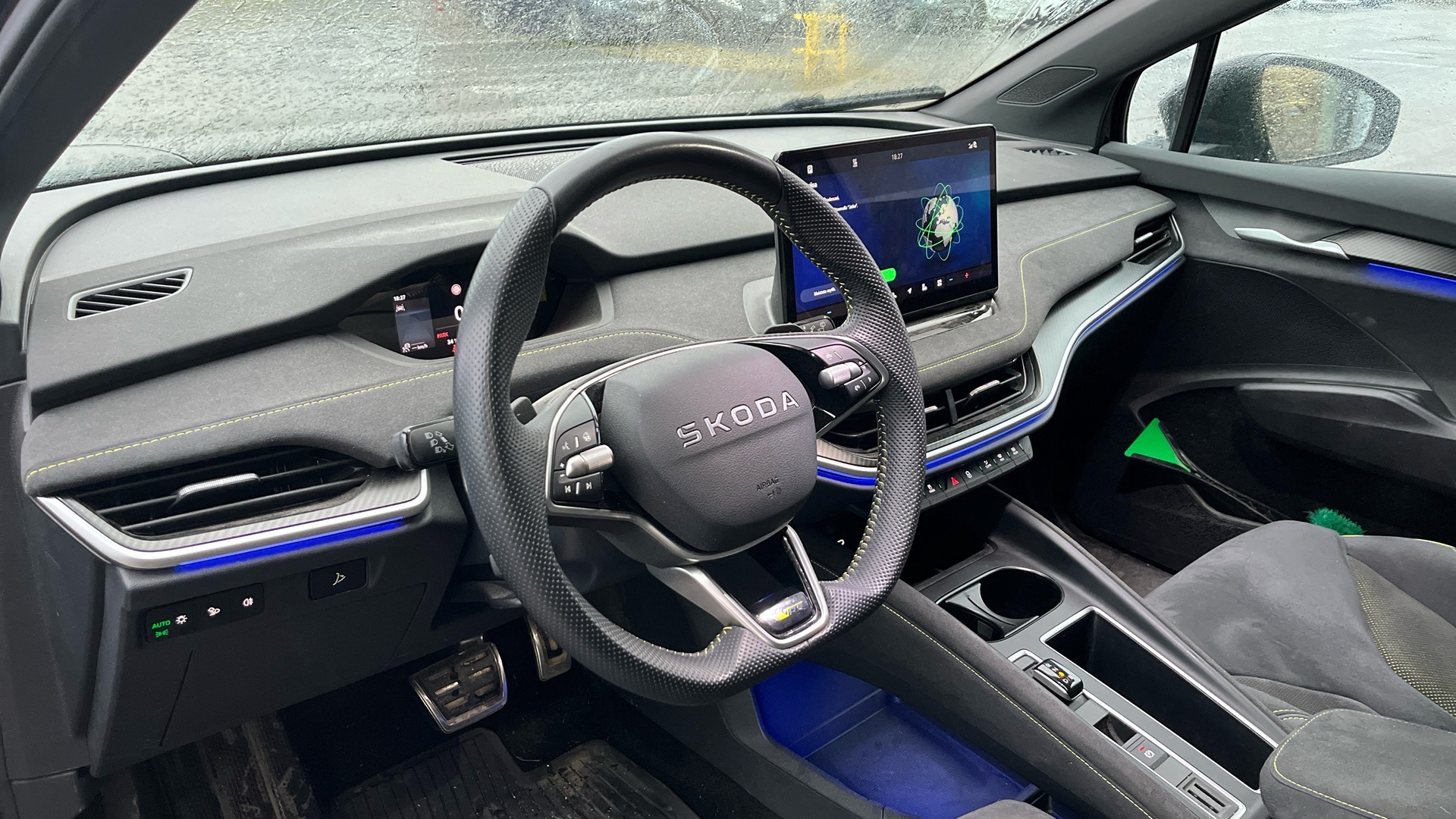 SKODA Enyaq 3