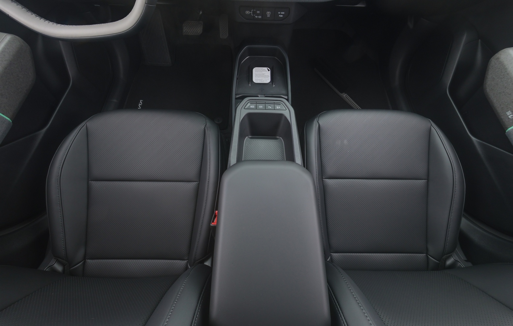 KIA EV4 2026