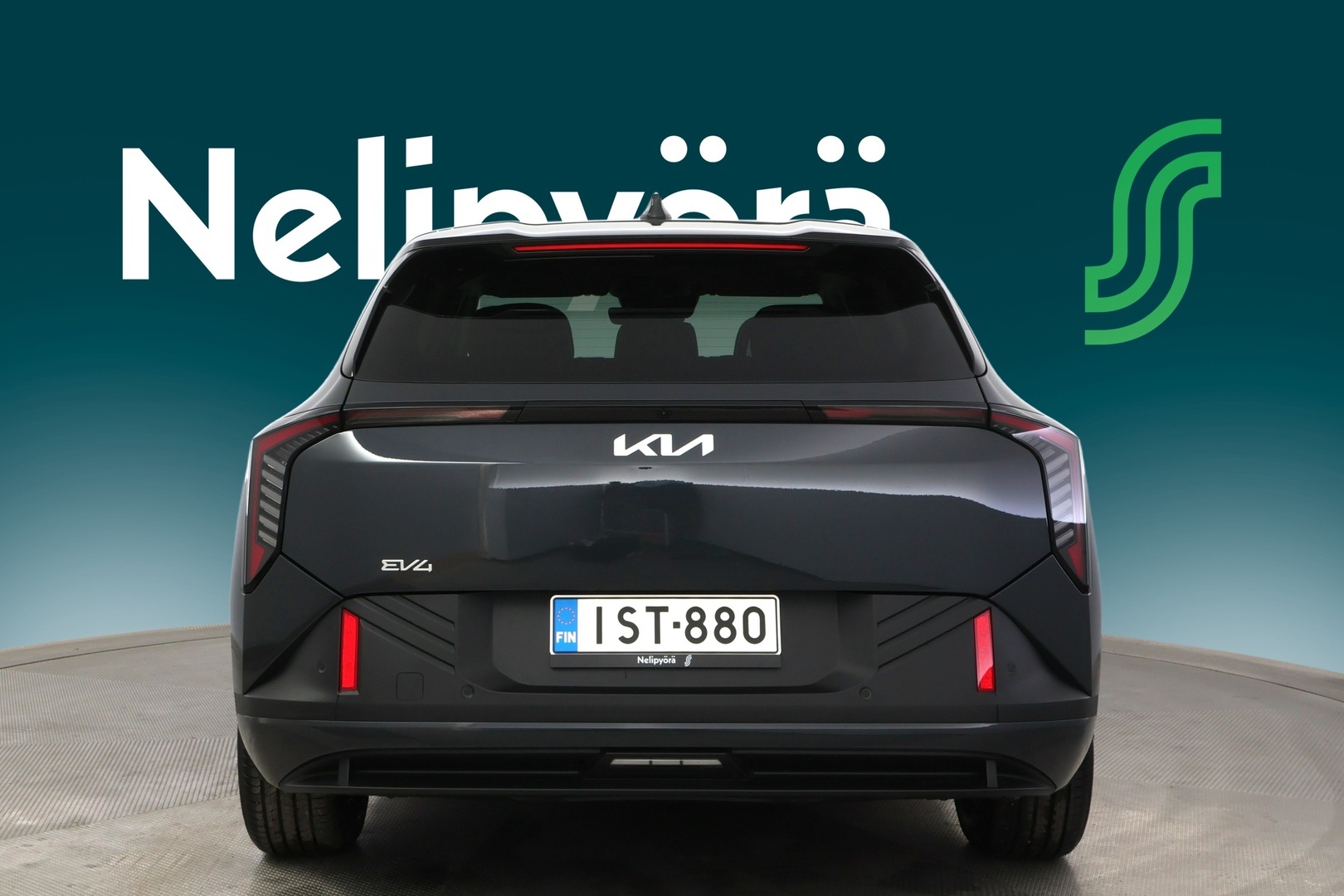 KIA EV4 2026