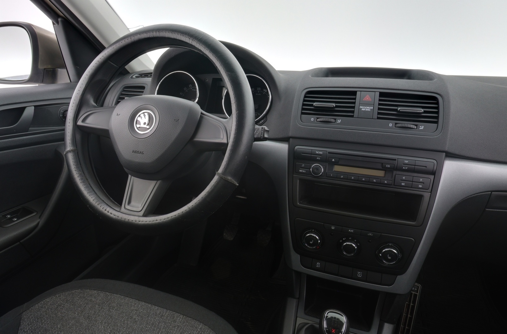 SKODA Yeti 2014