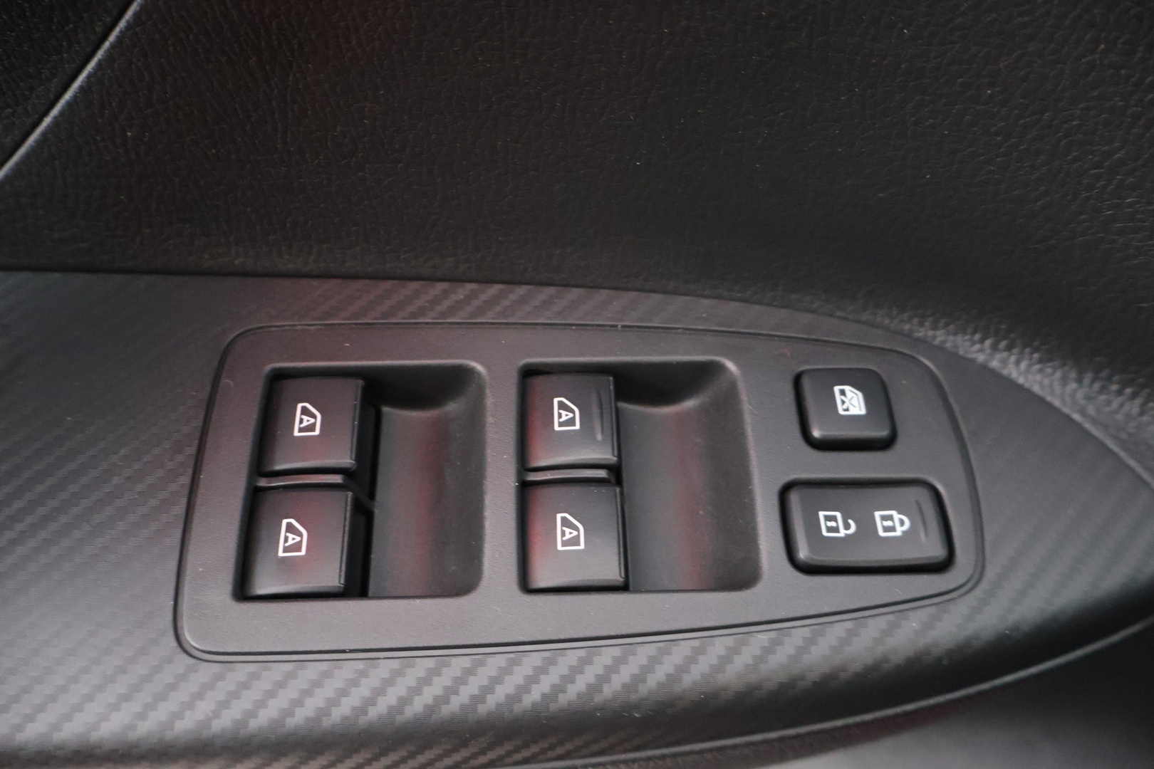 MITSUBISHI Eclipse Cross 2022