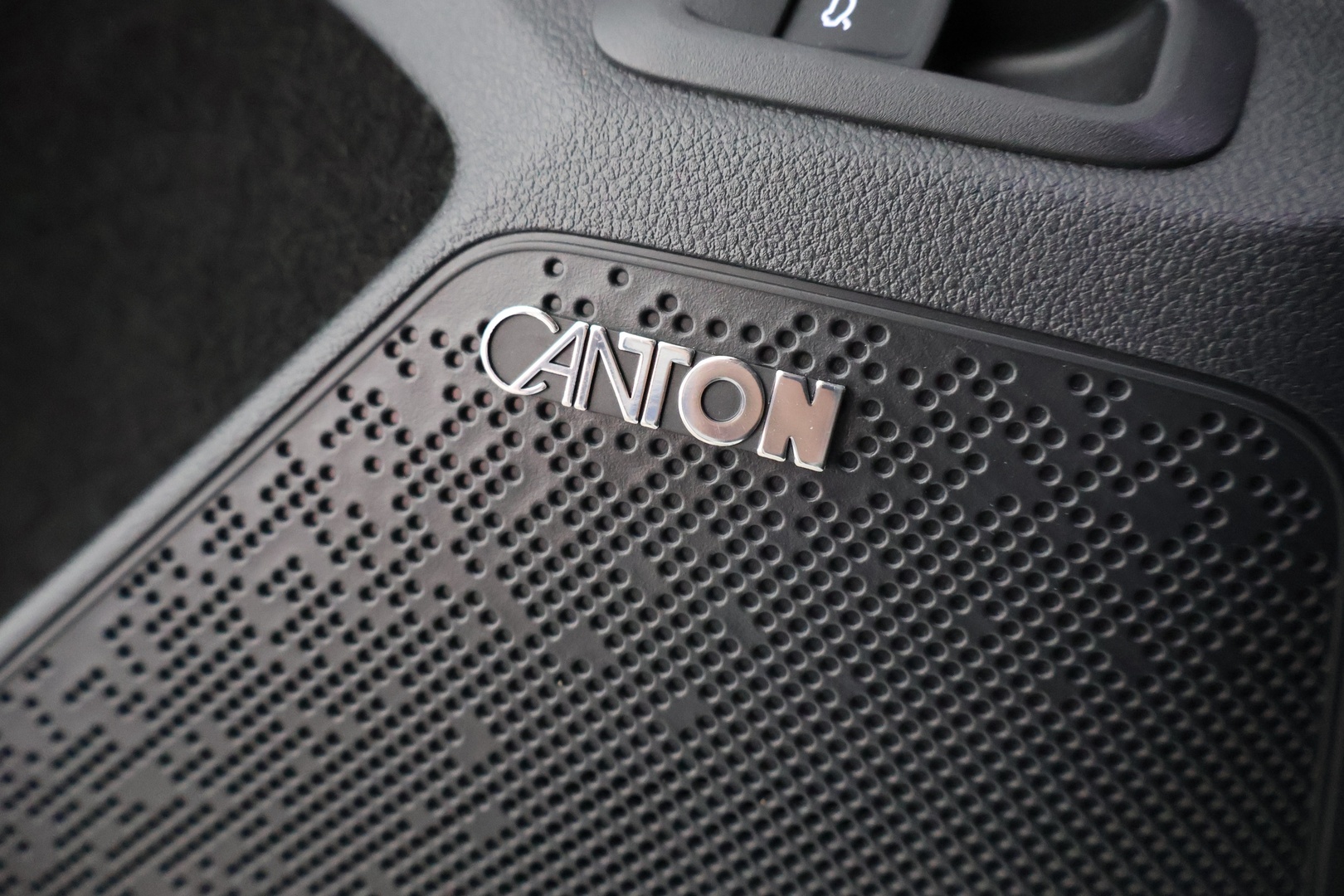 SKODA Enyaq 2023