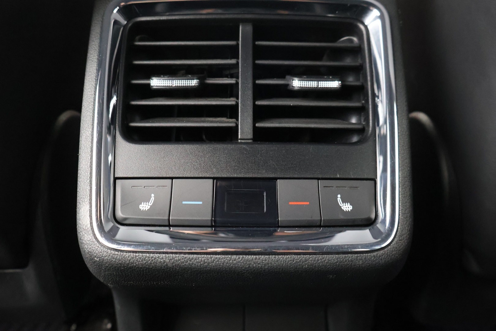 SKODA Enyaq 2023