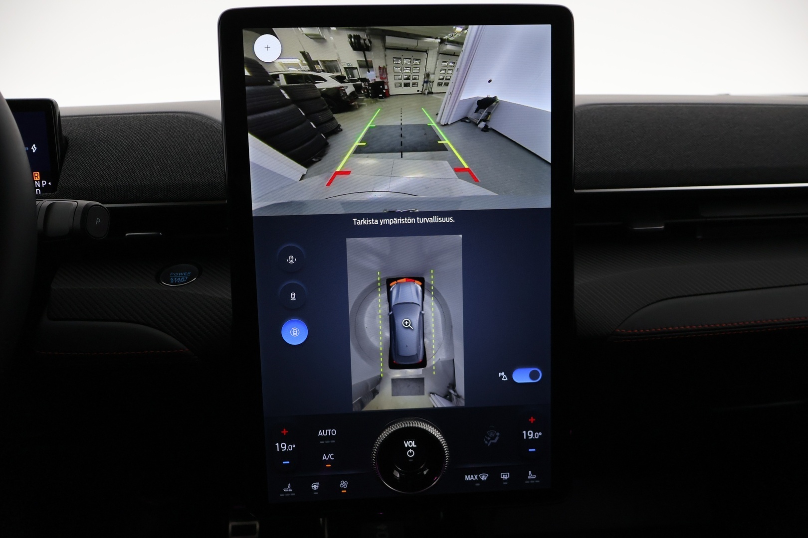 FORD Mustang Mach-E 2025