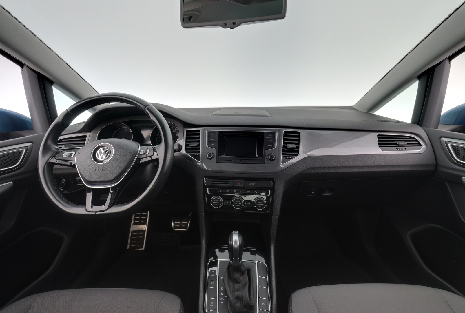 VOLKSWAGEN Golf Sportsvan 2016