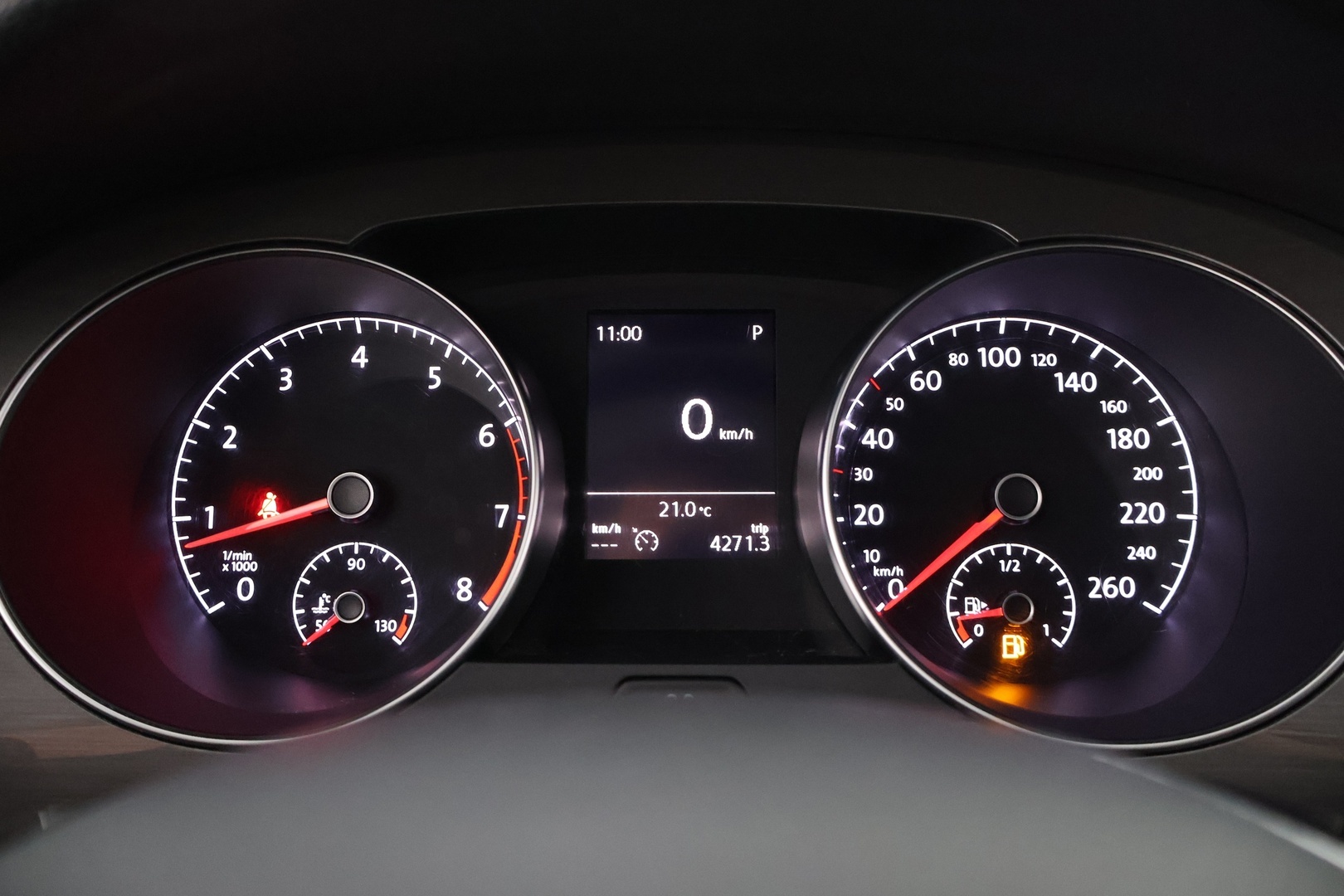 VOLKSWAGEN Golf Sportsvan 2016