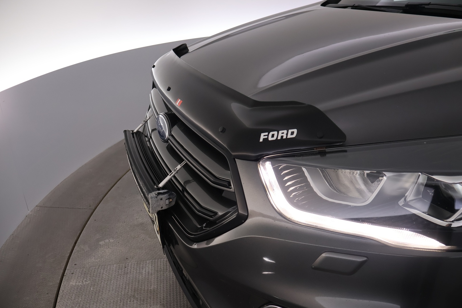 FORD Kuga 24
