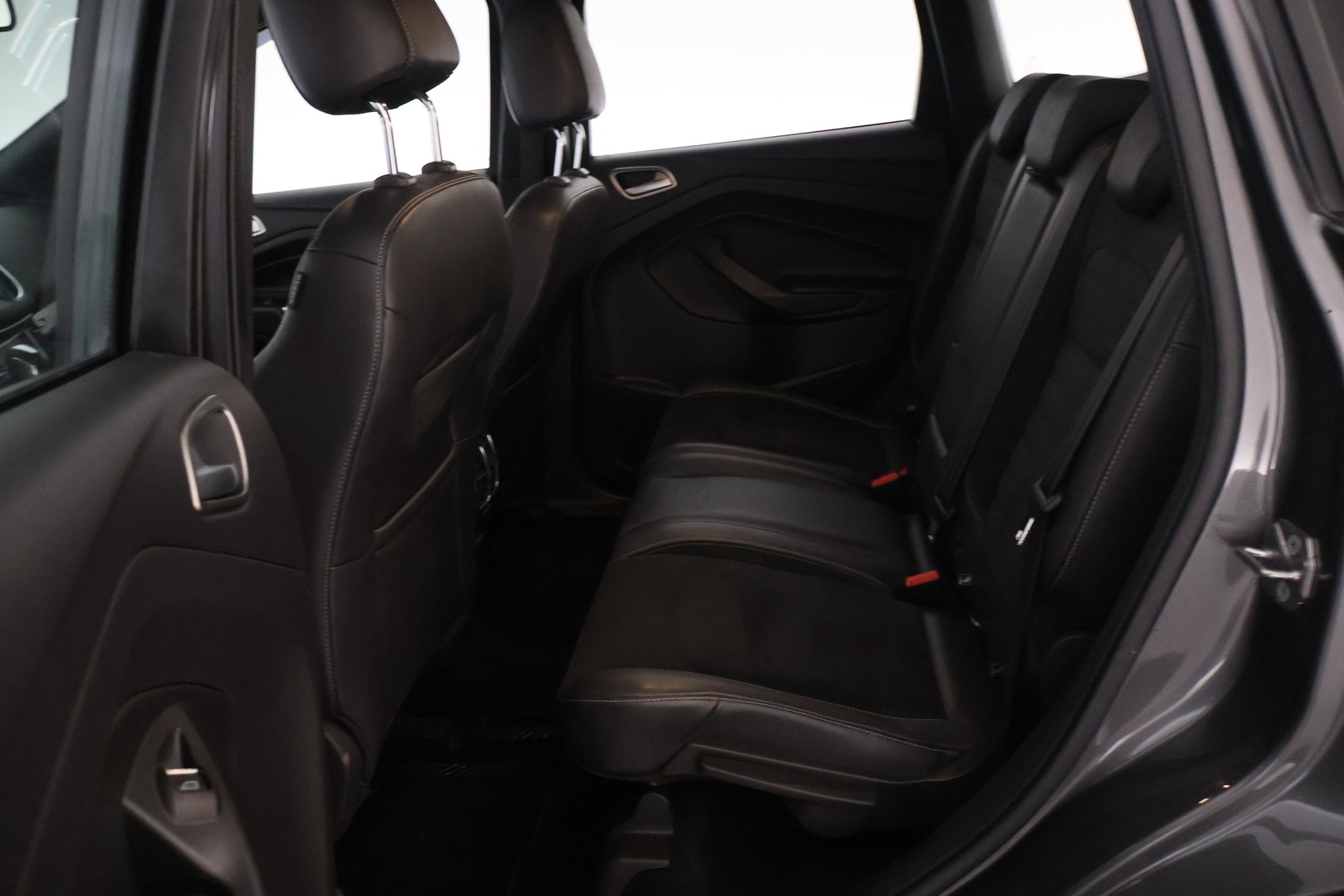 FORD Kuga 29