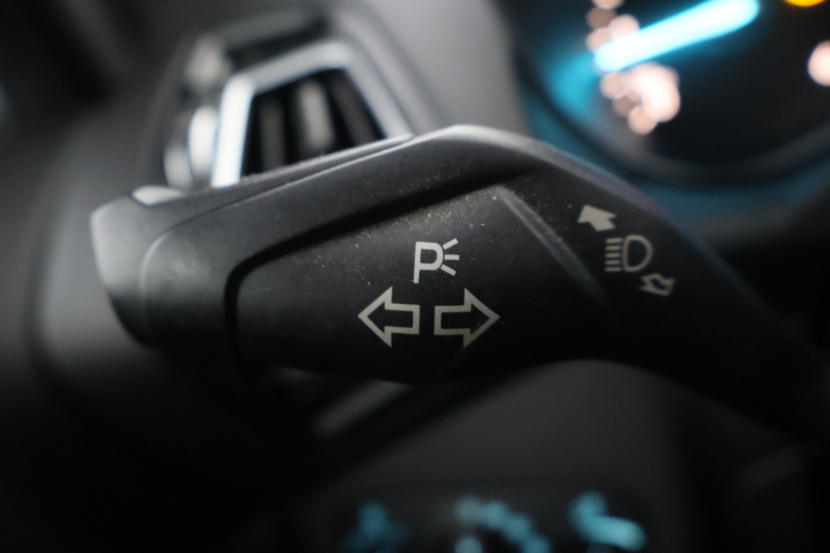FORD Kuga 34
