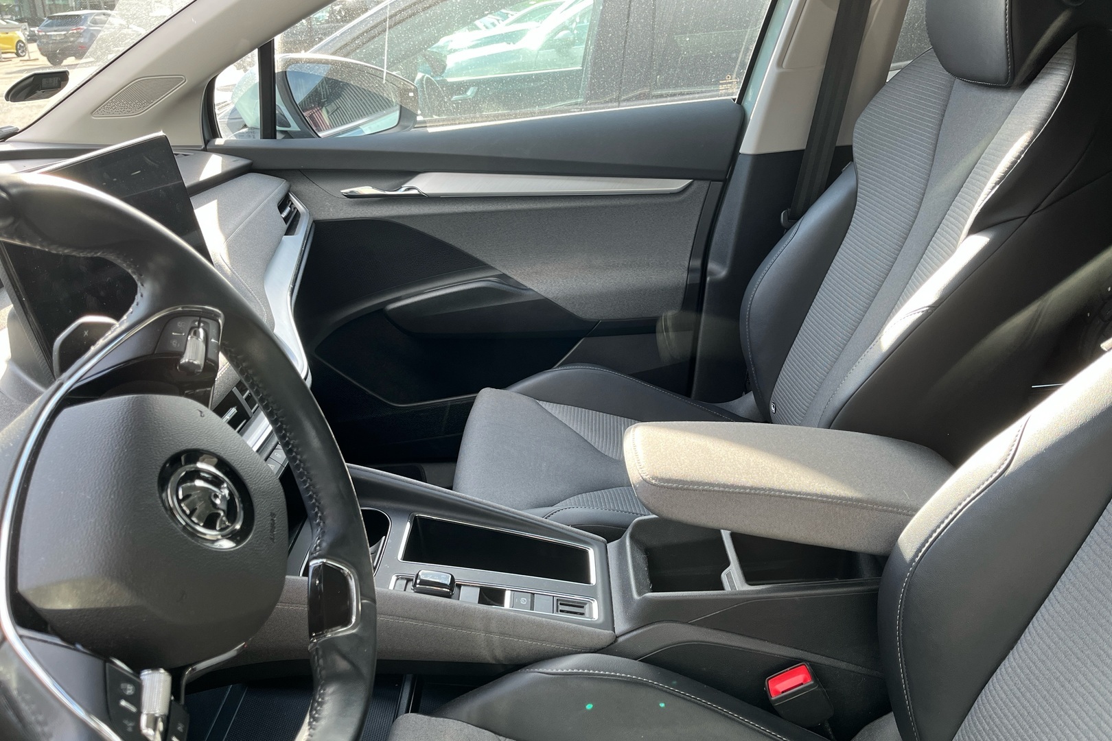 SKODA Enyaq 2023