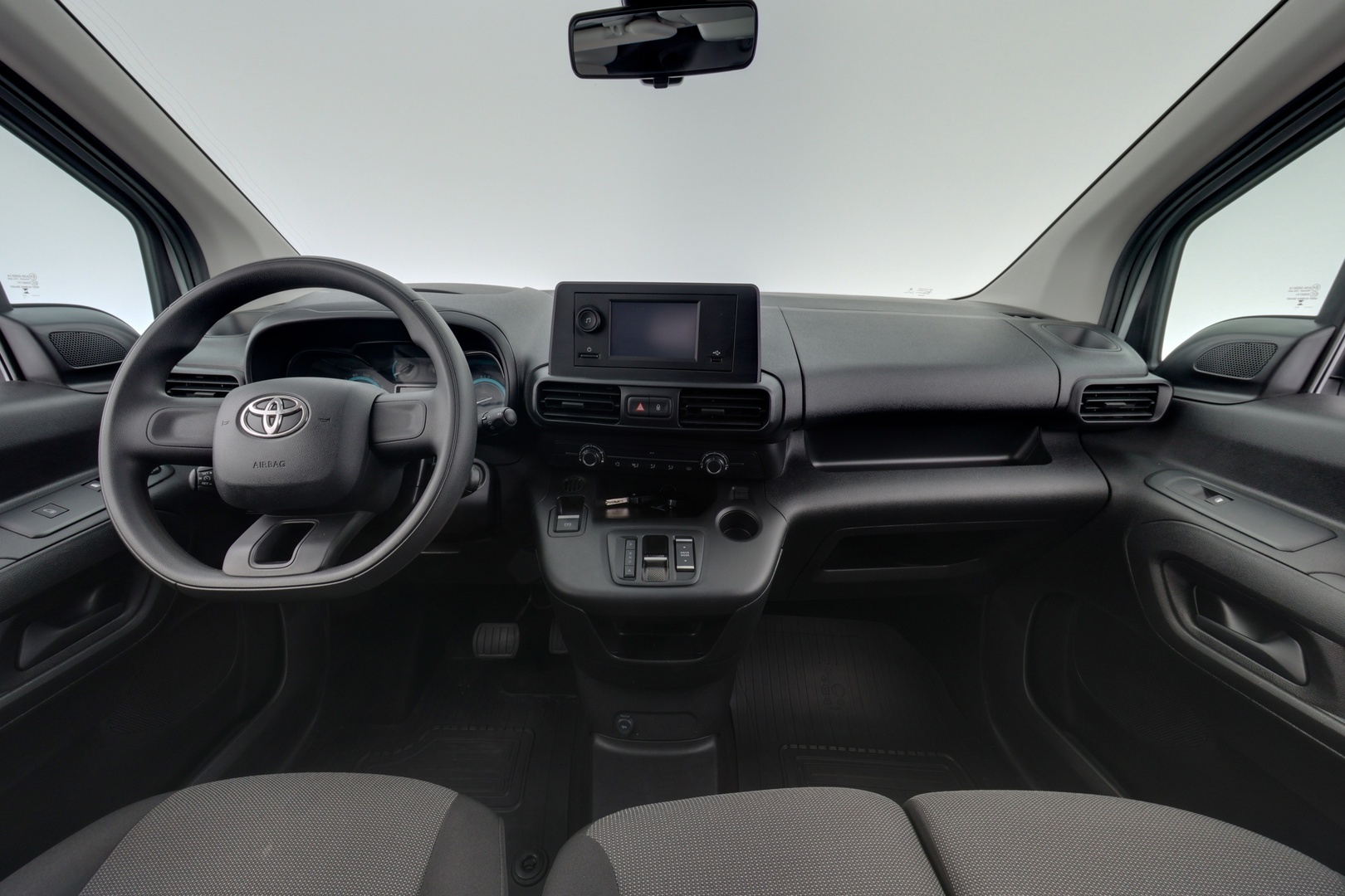 TOYOTA Proace CITY EV 10