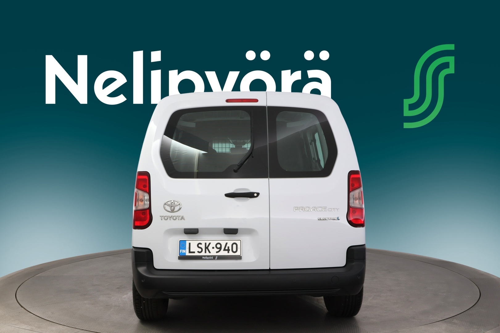 TOYOTA Proace CITY EV 7
