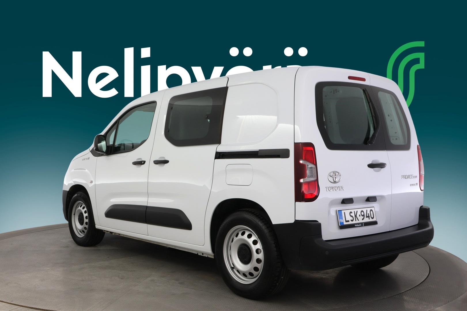 TOYOTA Proace CITY EV 8
